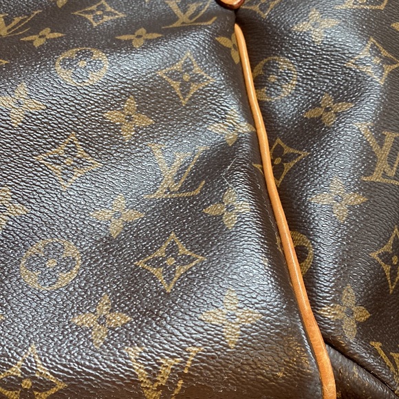 Louis Vuitton Monogram PM zipper. AUTHENTIC - Picture 12 of 12